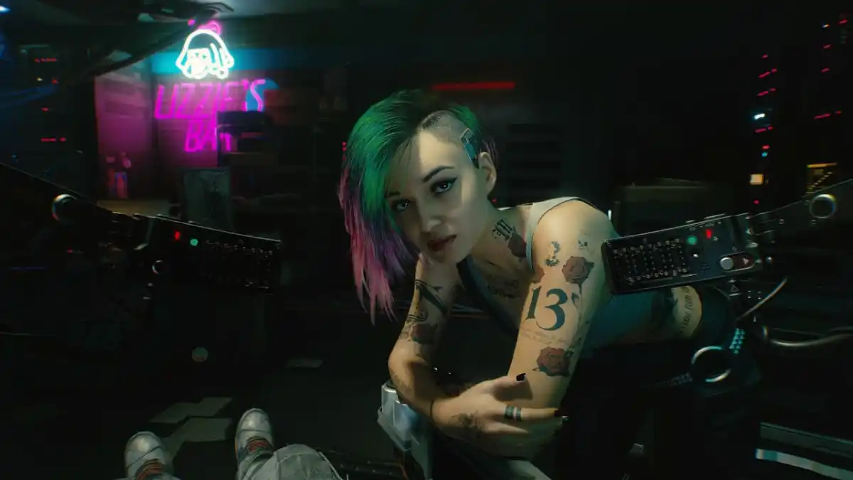 Judy dans Cyberpunk 2077. Mais qui exprime sa voix et celle du reste des personnages ?