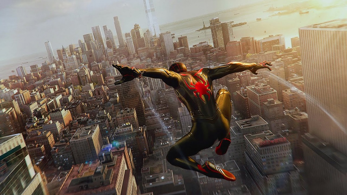 Une image montrant Spider-Man volant au-dessus de la ville de New York, avec de nombreux monuments de la ville visibles.  L'image fait partie d'un article expliquant comment obtenir le trophée Surge dans Marvel's Spider-Man 2.