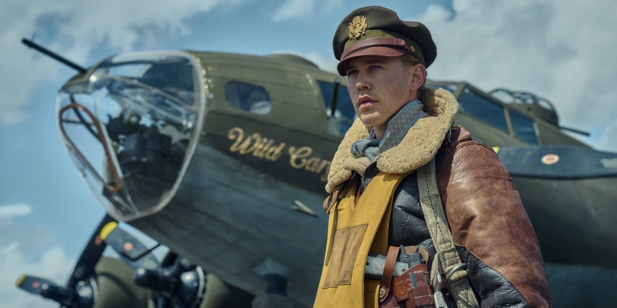 Austin Butler dans le rôle de Gale Cleven dans Masters of the Air.  Cette image fait partie d'un article sur tous les acteurs majeurs et la liste des acteurs de Masters of the Air.