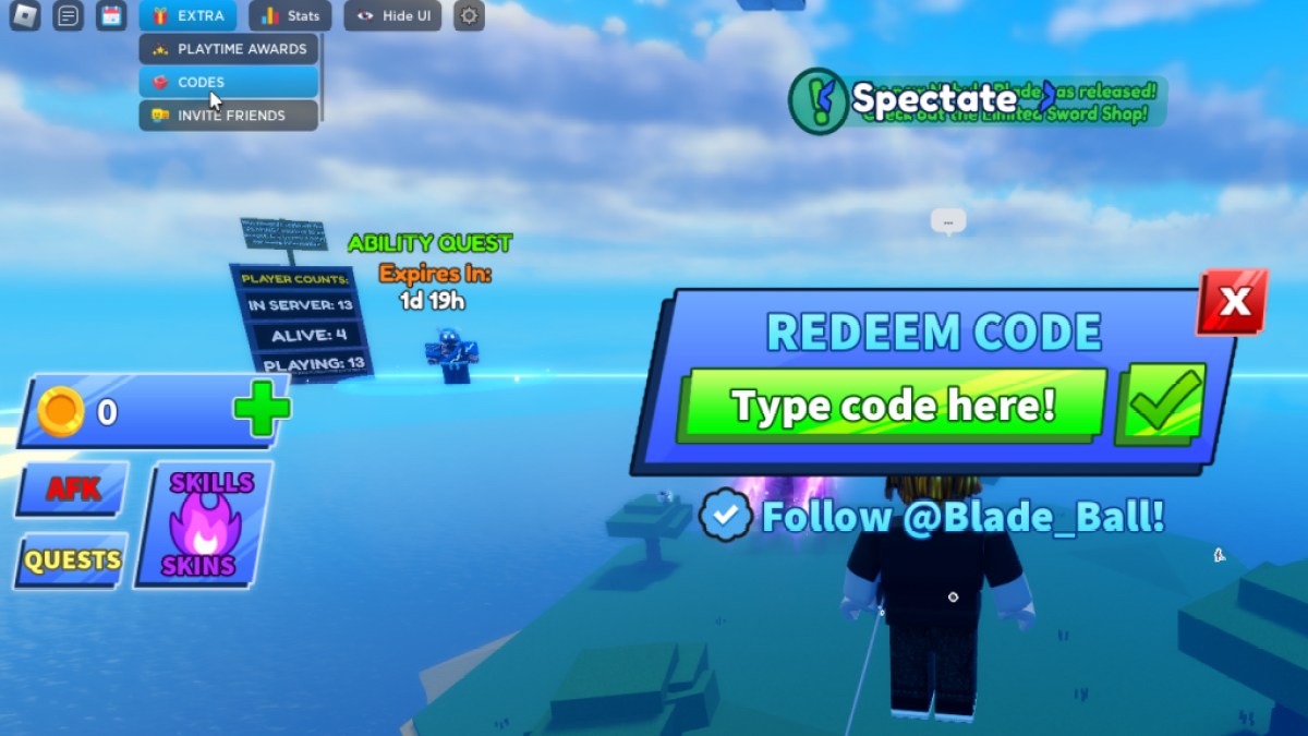 Une image montrant l'écran principal de Blade Ball dans Roblox entre les matchs.  L'image montre le menu ouvert pour utiliser le code et l'article fait partie d'une liste de tous les codes pour Blade Ball dans Roblox.