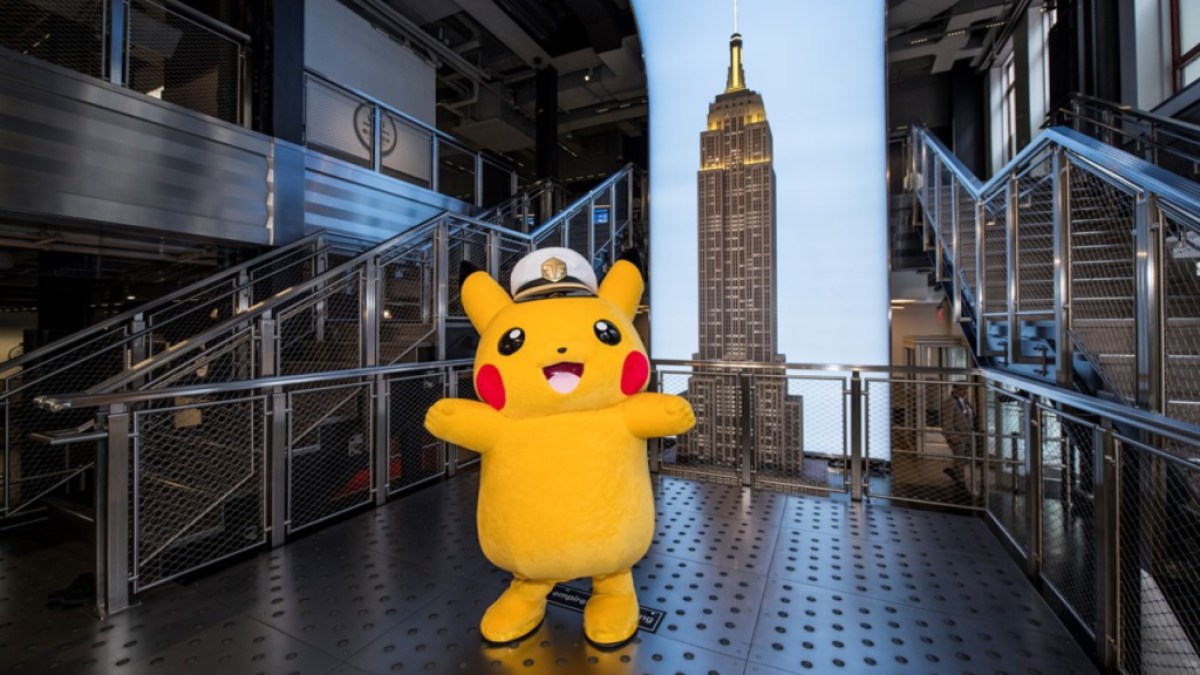 Pikachu dans l'Empire State Building de New York